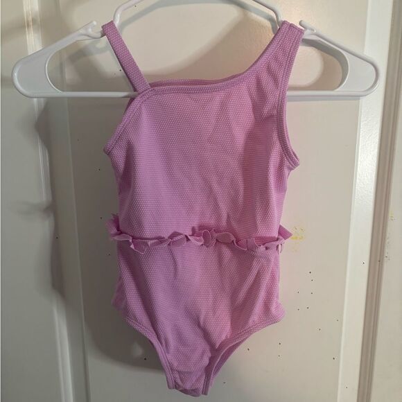 CAT & JACK Pink  Swimsuit with Ruffle Detail size 5T EUC - Picture 1 of 2